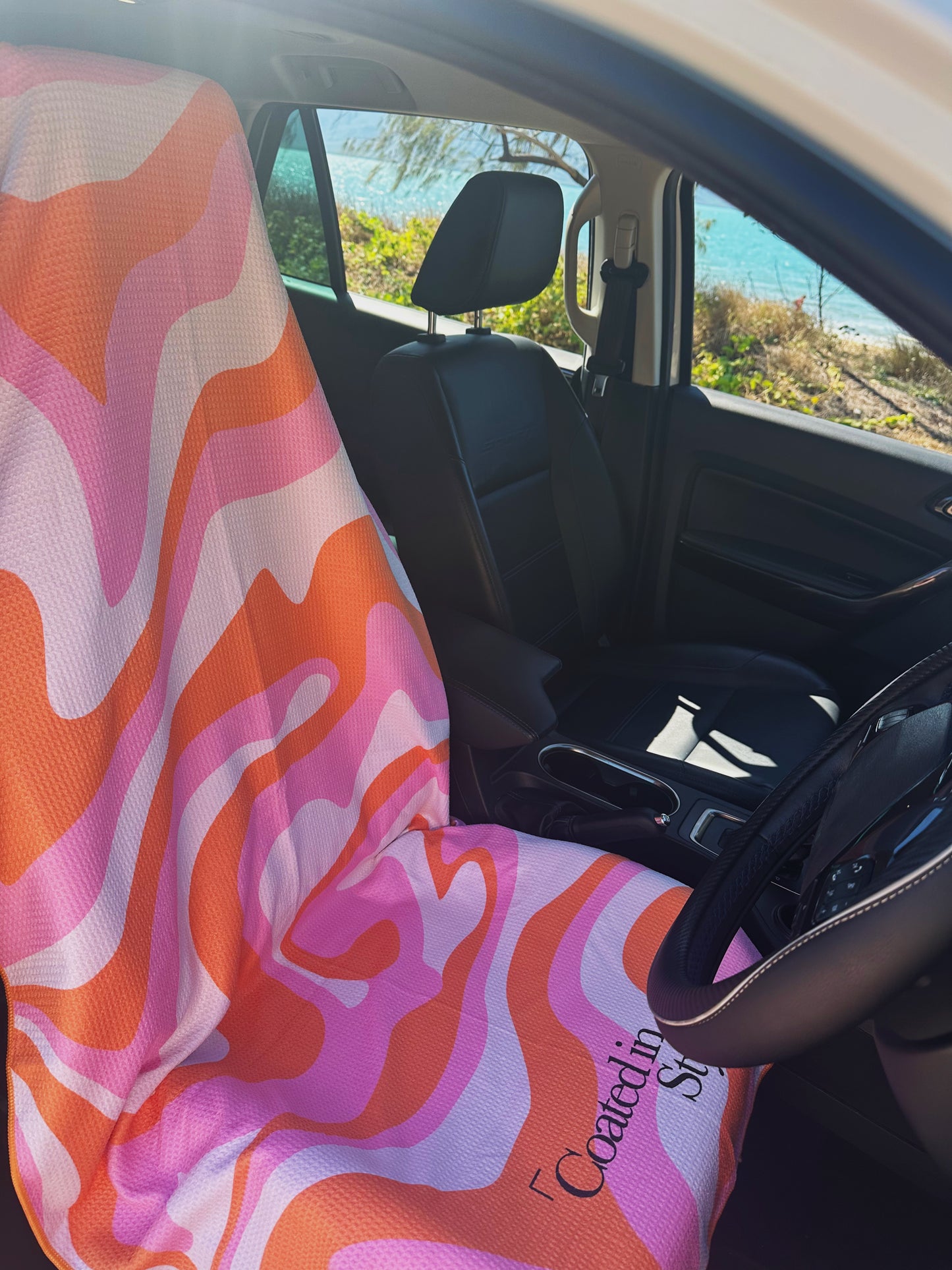 HOODED: 70s TWIRL