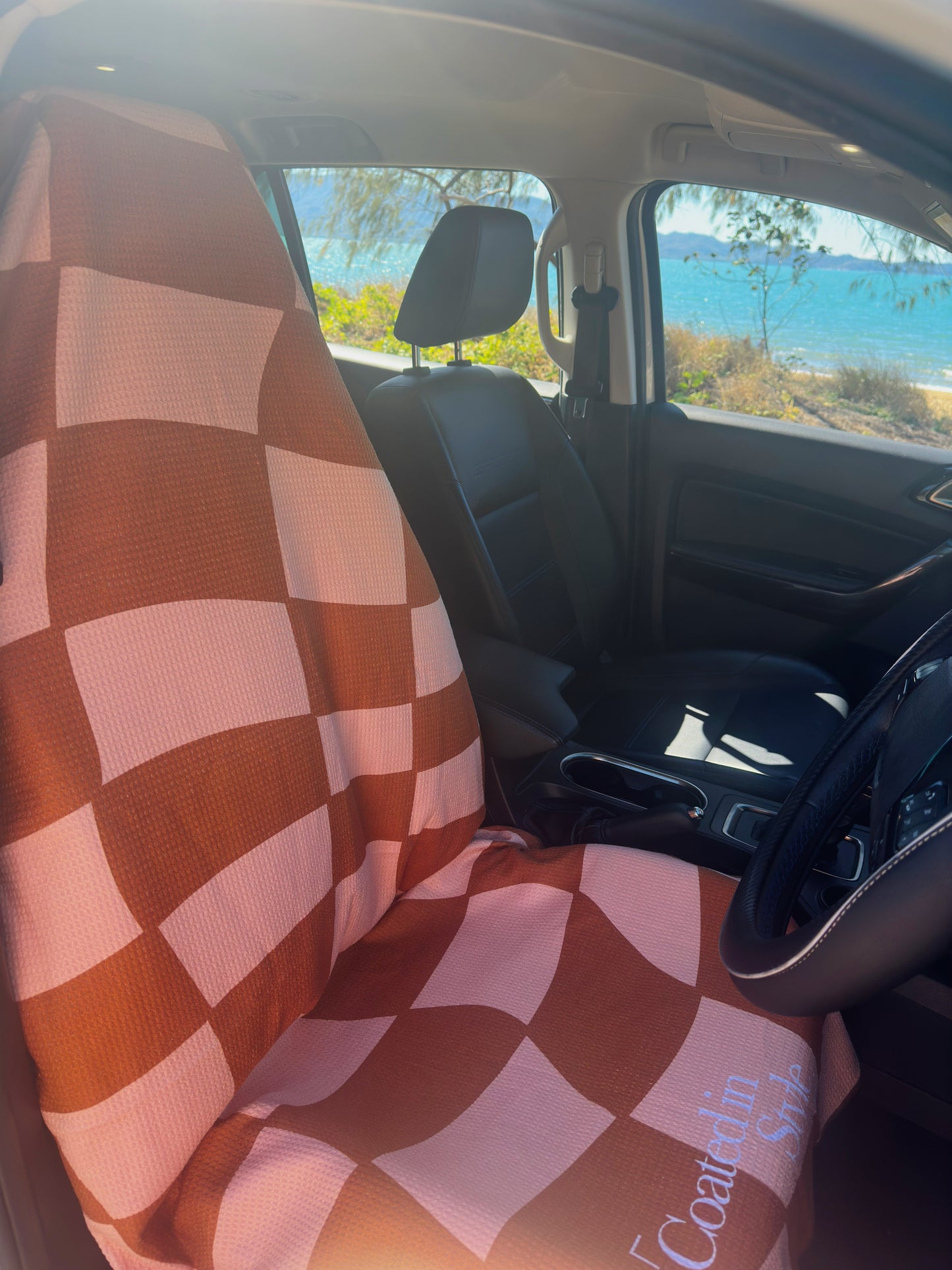 HOODED: CHECKERS