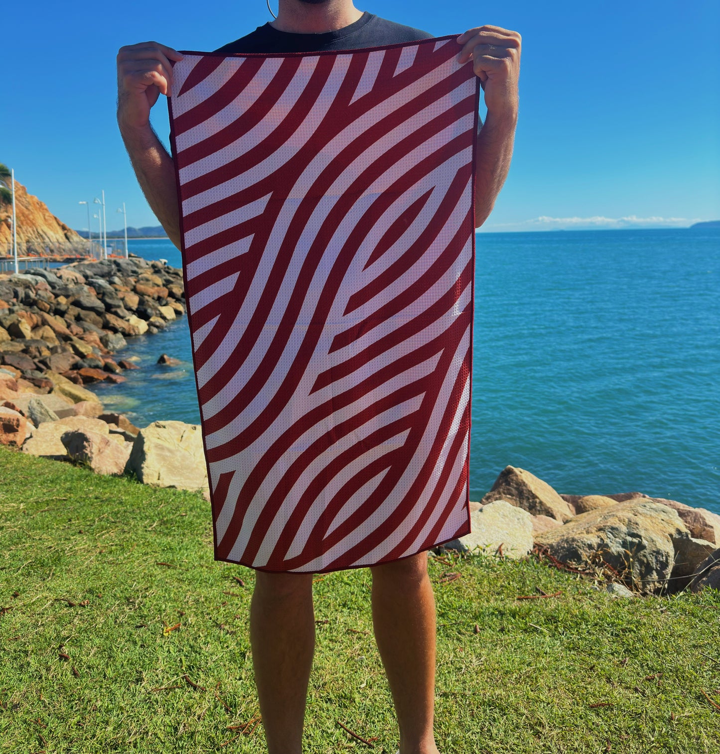 SPORTS TOWEL: CANDY CANE