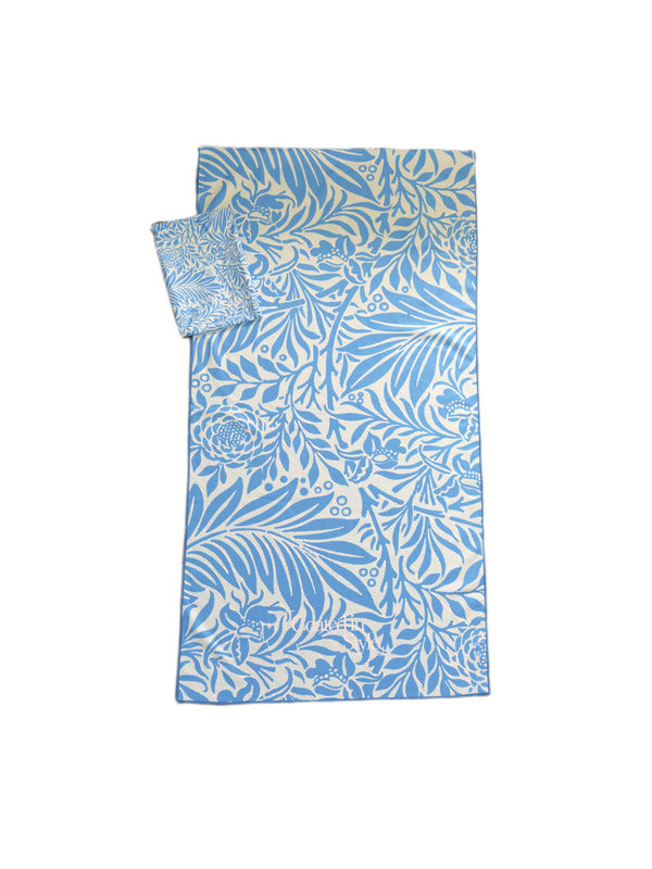 HOODED: BLUE LAGOON